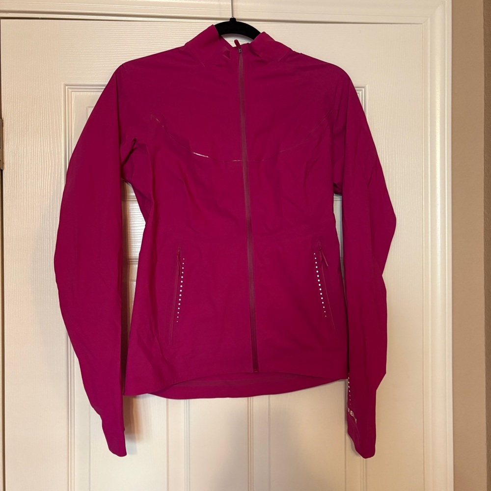 Lululemon Fast And Free Windbreaker Ripened Raspberry 6 - Picture 2 of 4